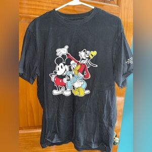 American Eagle Outfitters Black Graphic Tee